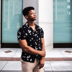 Abercrombie & Fitch Floral Short-Sleeve Button-Down Shirt - Black, XS